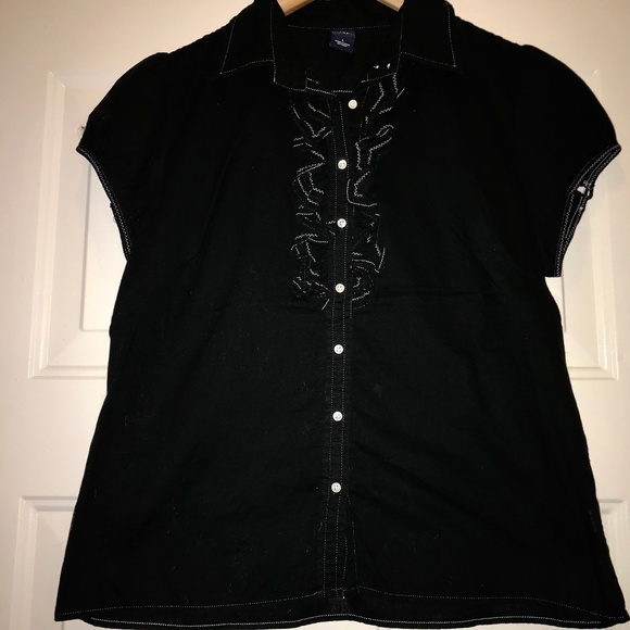 GAP Tops - Gap black puff cap sleeve blouse shirt L
